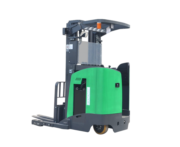 EKKO Stand-Up NA Reach Truck 4000 lb Cap | 275"Lift Ht | EK18R-275LI