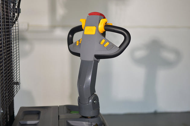 EKKO Lithium Straddle Stacker | Side-Shifting | 177" Lift Height | 4400 lb Capacity | EB20CS-177LI