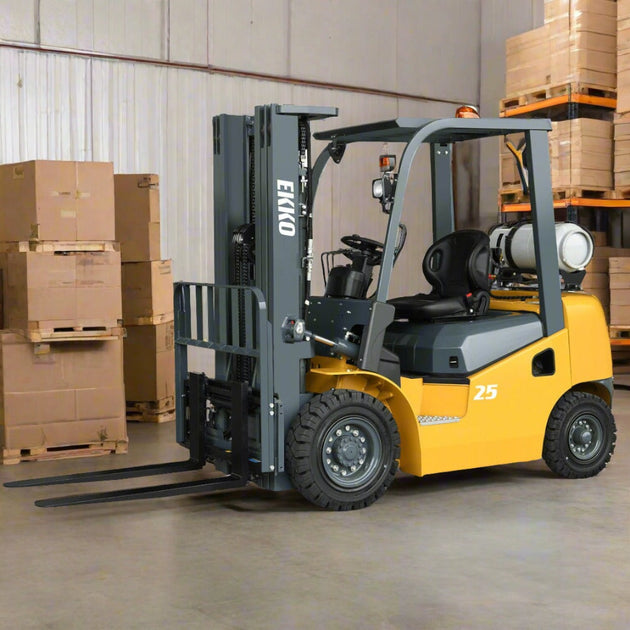 EKKO Pneumatic Propane Forklift (LPG) 5000 lbs cap, 189" Lift Height - EK25CLP