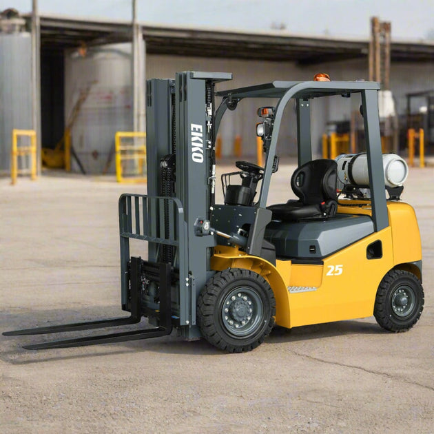 EKKO Pneumatic Propane Forklift (LPG) 6000 lbs cap, 189" Lift Height - EK30SLP